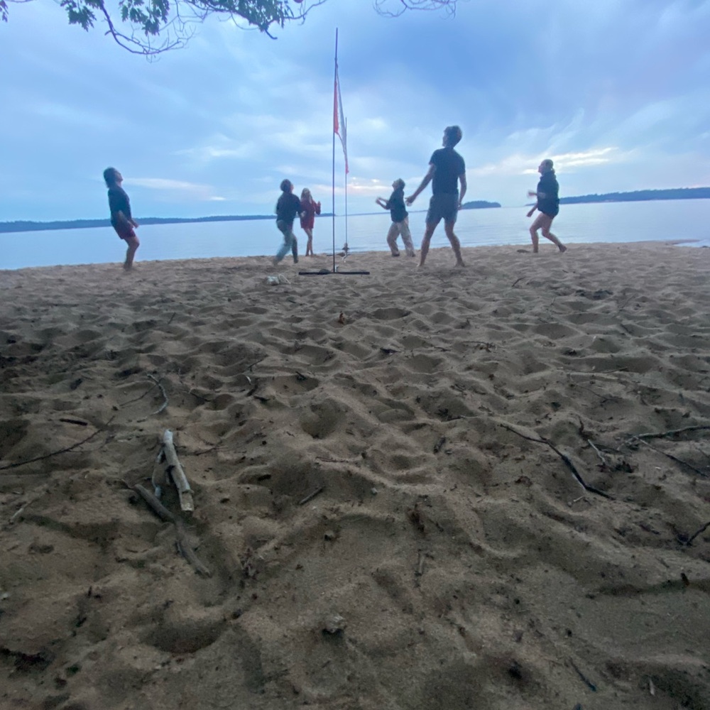 Meet your Posher, Ella